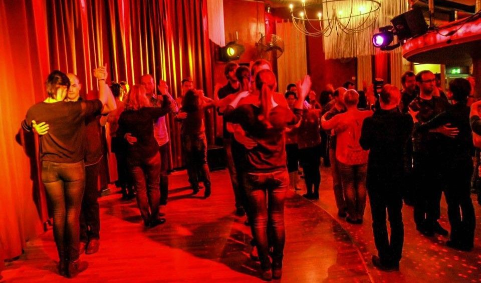 Salsa Tanzen im Presseklub Erfurt